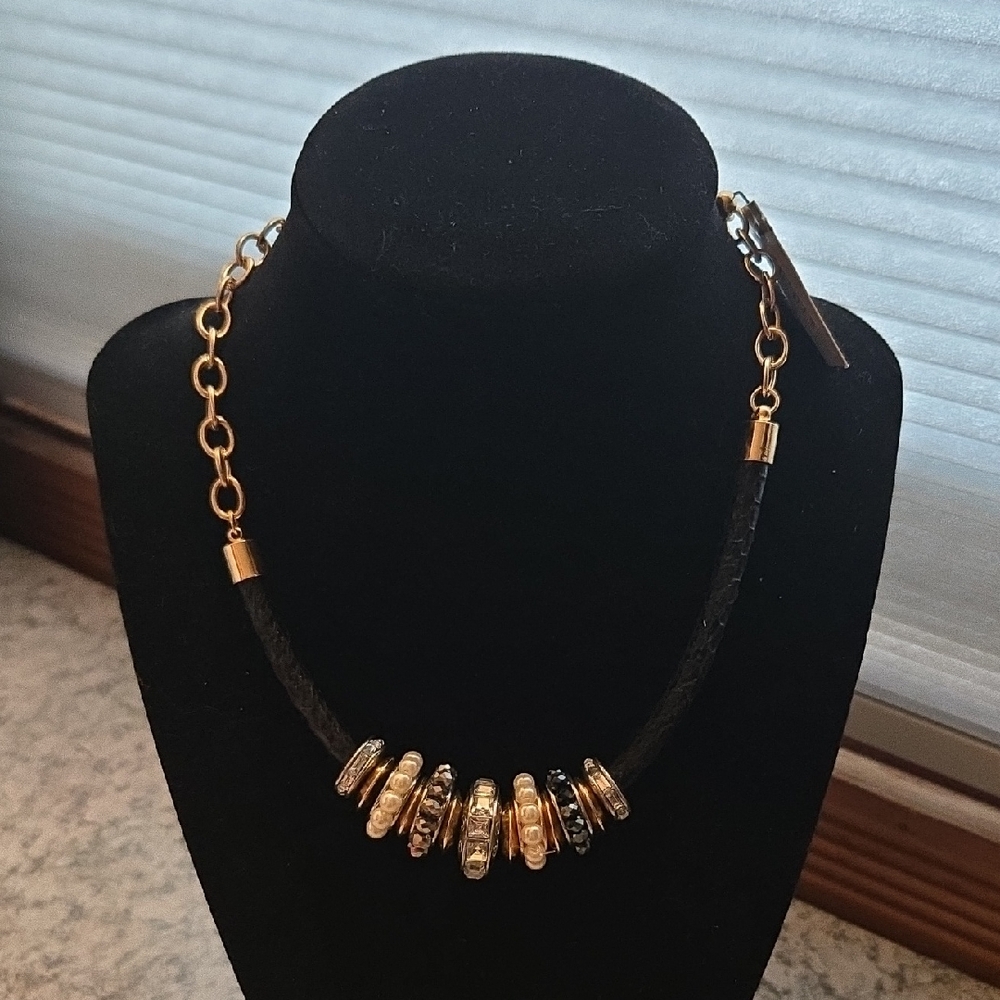 Best of Everthing Elegant Gold and Black Necklace/Choker